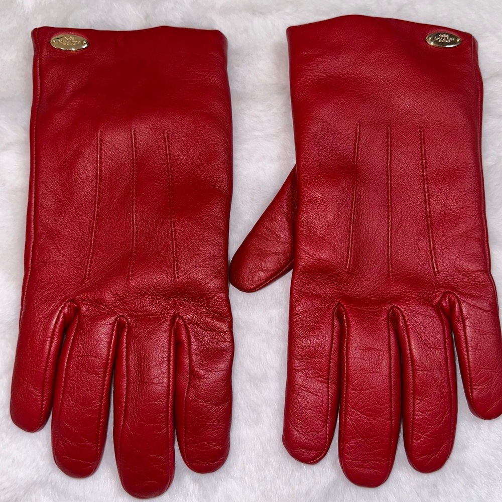 Coach Basic Red Leather Gloves sz 8/large